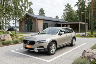 Volvo V90 Cross Country vaihtoauto