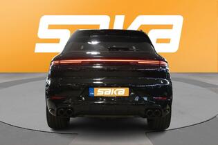 Porsche Cayenne vaihtoauto