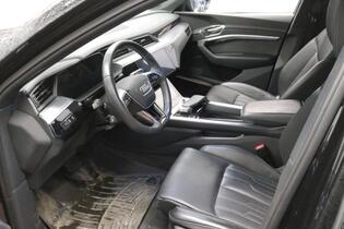 Audi e-tron vaihtoauto