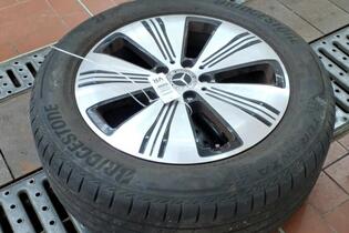 Mercedes-Benz EQB vaihtoauto