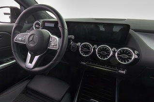 Mercedes-Benz EQA vaihtoauto