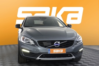 Volvo V60 Cross Country vaihtoauto