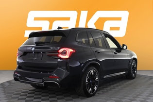 BMW iX3 vaihtoauto
