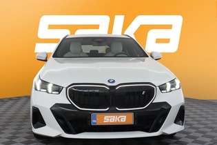 BMW i5 vaihtoauto