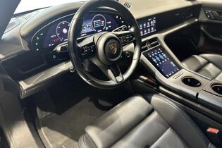 Porsche Taycan vaihtoauto