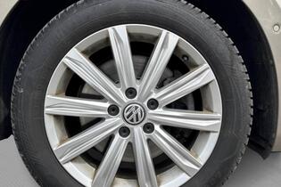 Volkswagen Touran vaihtoauto
