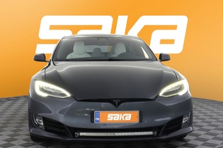 Tesla Model S vaihtoauto