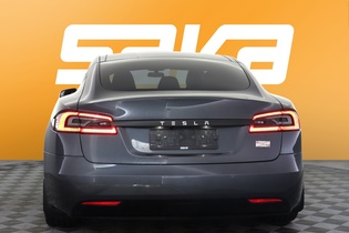Tesla Model S vaihtoauto
