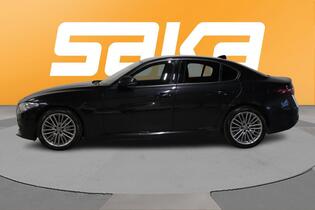 Alfa Romeo Giulia vaihtoauto