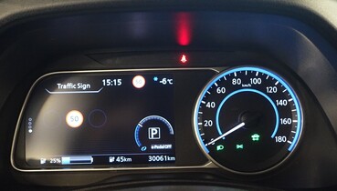 Nissan Leaf vaihtoauto