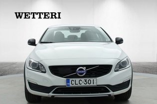 Volvo S60 Cross Country vaihtoauto