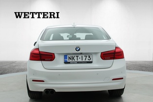 BMW 330 vaihtoauto