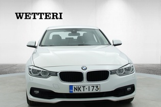 BMW 330 vaihtoauto
