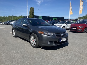 Honda Accord vaihtoauto