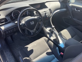 Honda Accord vaihtoauto