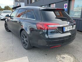 Opel Insignia vaihtoauto