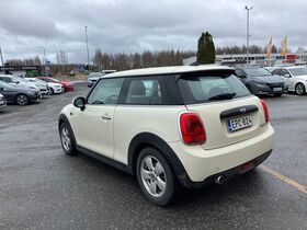 Mini Hatchback vaihtoauto