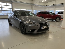 Lexus IS vaihtoauto