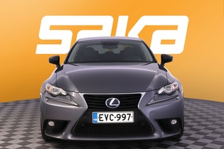 Lexus IS vaihtoauto