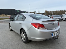 Opel Insignia vaihtoauto