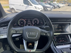 Audi Q7 vaihtoauto