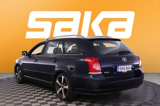 Toyota Avensis vaihtoauto