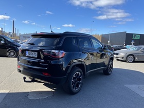 Jeep Compass vaihtoauto