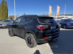 Jeep Compass vaihtoauto