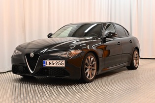 Alfa Romeo Giulia vaihtoauto