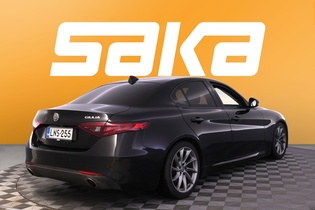 Alfa Romeo Giulia vaihtoauto