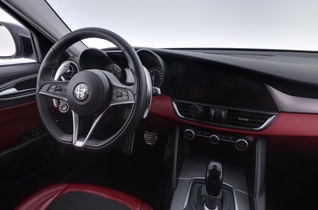 Alfa Romeo Giulia vaihtoauto