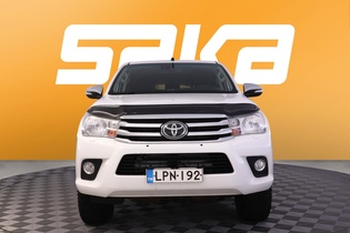 Toyota Hilux vaihtoauto