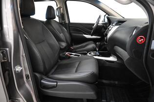 Nissan Navara vaihtoauto