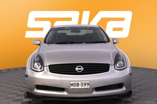 Nissan Skyline vaihtoauto