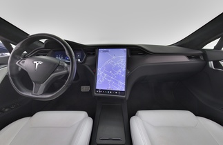 Tesla Model S vaihtoauto