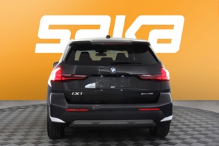 BMW iX1 vaihtoauto