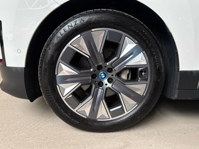 BMW iX vaihtoauto