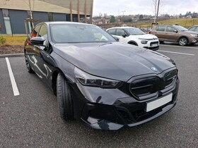 BMW i5 M60 vaihtoauto