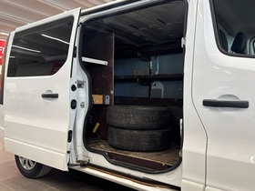 Opel Vivaro vaihtoauto