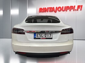 Tesla Model S vaihtoauto