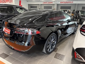 Tesla Model S vaihtoauto