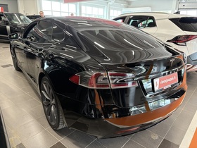 Tesla Model S vaihtoauto