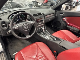 Mercedes-Benz SLK vaihtoauto