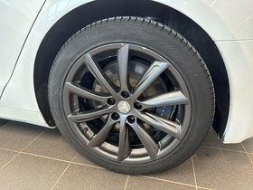 Tesla Model S vaihtoauto