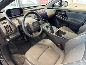 Toyota bZ4X vaihtoauto