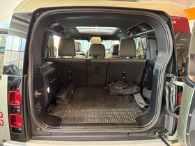 Land Rover Defender vaihtoauto