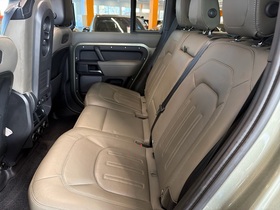 Land Rover Defender vaihtoauto