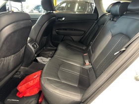 Kia Optima vaihtoauto