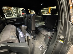 Audi Q7 vaihtoauto