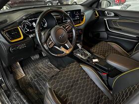 Kia XCeed vaihtoauto